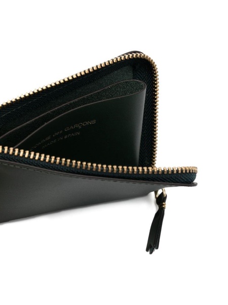 zip-up leather wallet