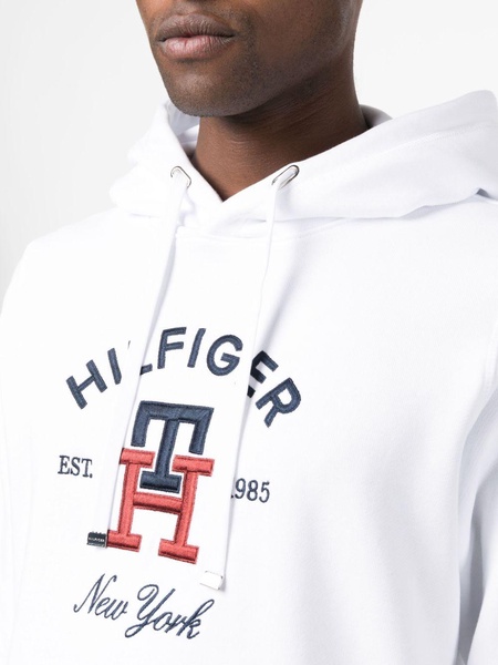 embroidered-logo detail hoodie