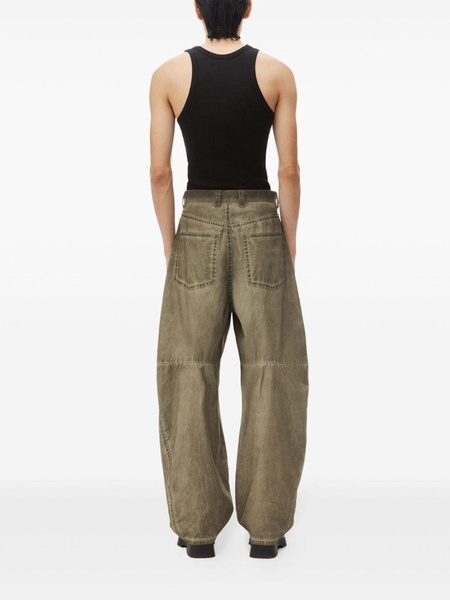 mid-rise straight-leg jeans