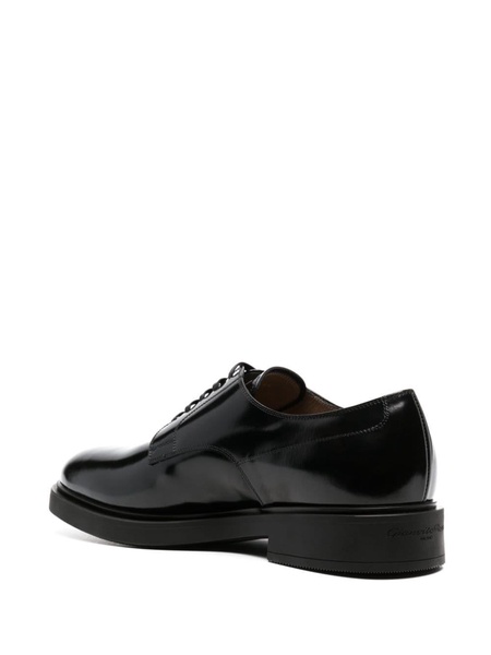 polished-finish oxford shoes