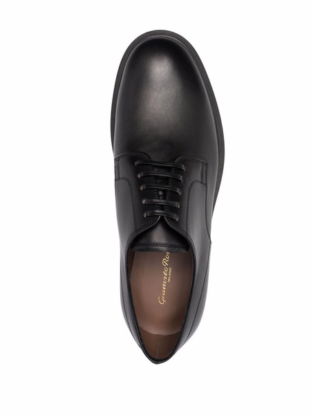 round toe derby shoes 