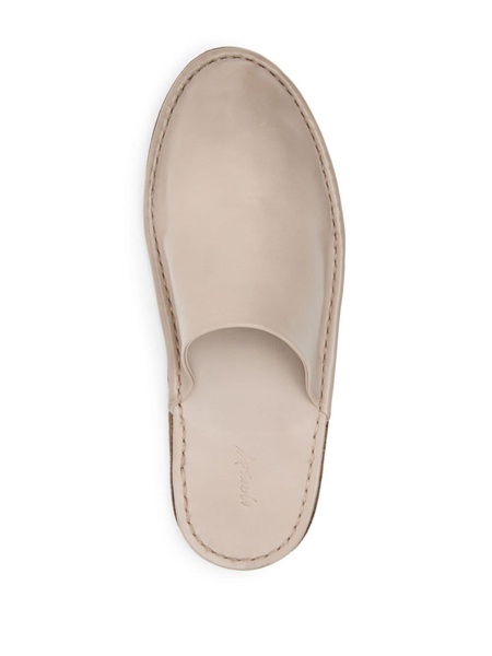 round-toe leather slippers