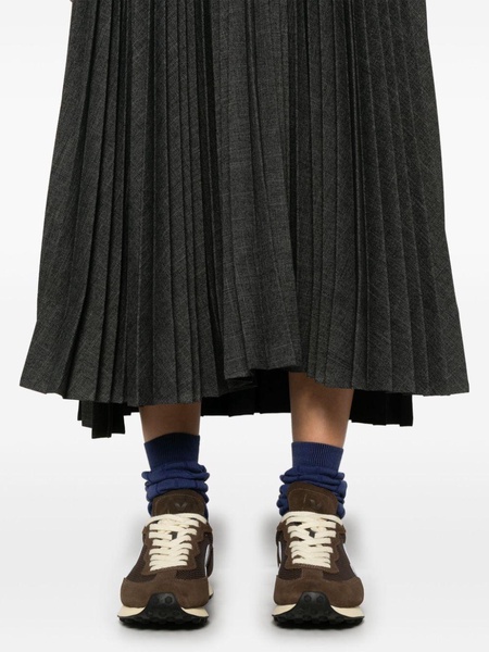 pleated midi skirt