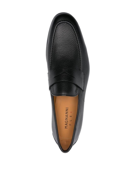 Diezma II leather loafers