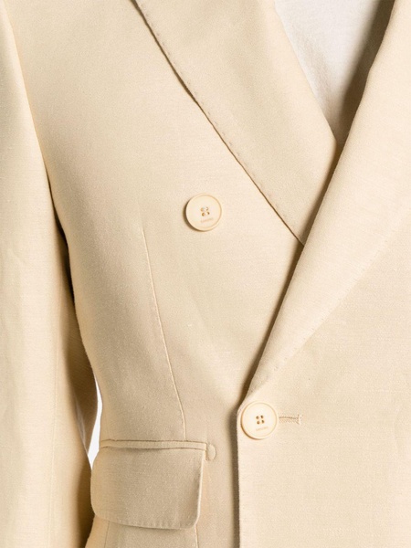 peak-lapels double-breasted blazer