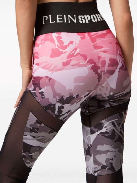 camouflage-print high-waisted leggings