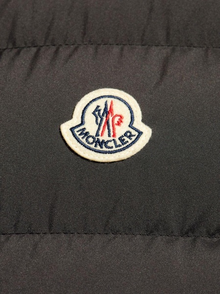 MONCLER Sleek Padded Vest with Contrasting Details