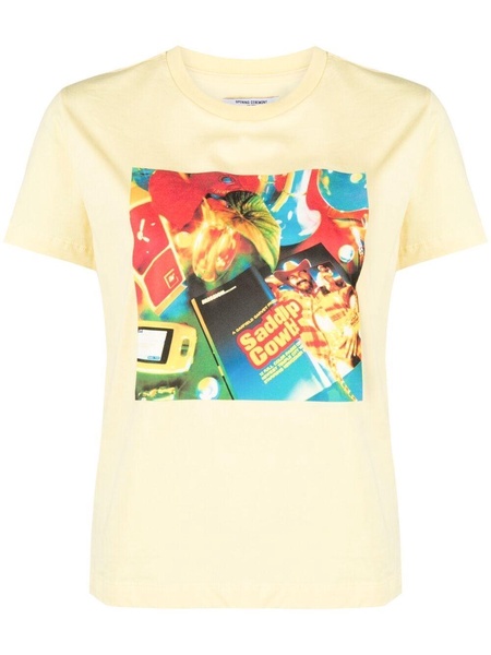 graphic-print T-shirt