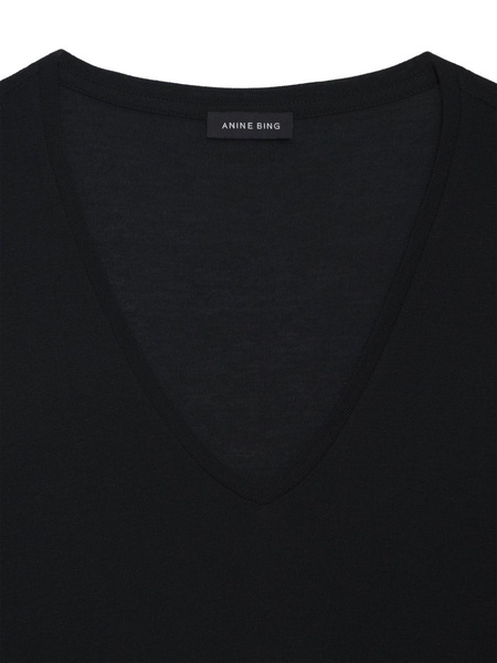 Vale V-neck T-Shirt 