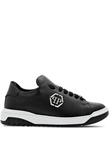 logo-appliqué leather sneakers