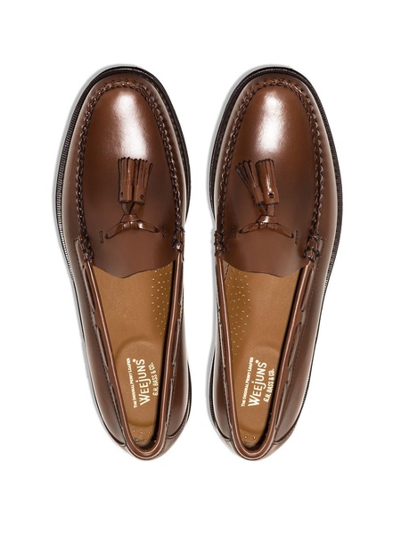 brown weejuns larkin tassel leather loafers