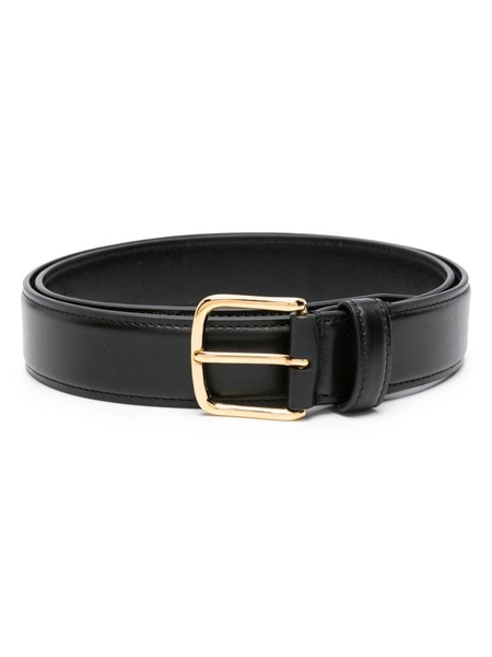 Classic buckle-fastening leather belt