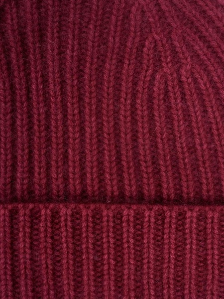 ribbed-knit beanie