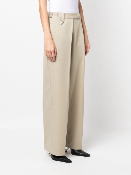 The Bermuda pleated trousers