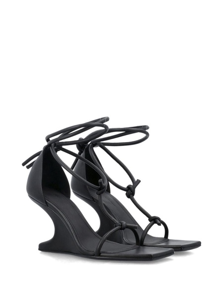 Cantilever leather sandals