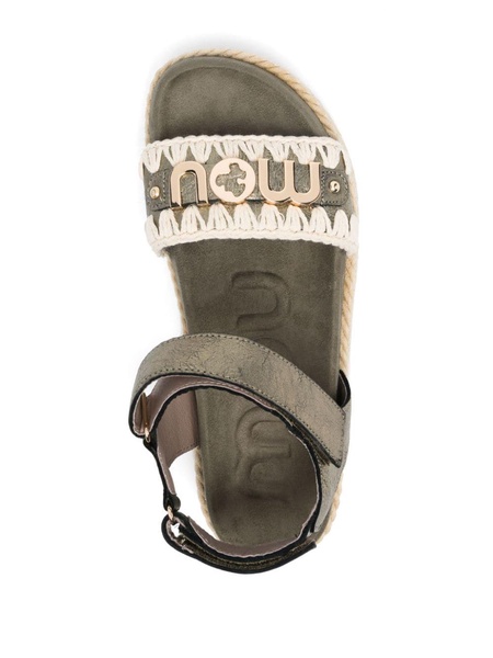 logo-lettering leather sandals