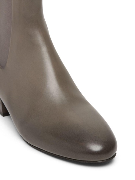 almond-toe leather Chelsea Boots