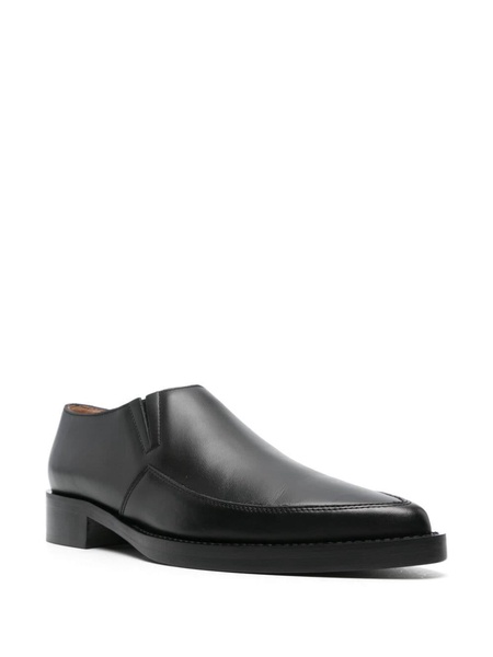 pointed-toe leather loafers