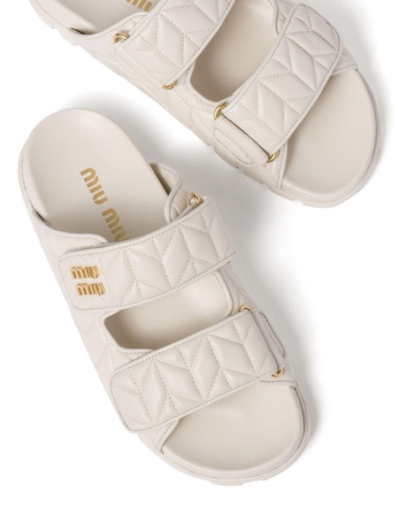 Quilted nappa leather slides