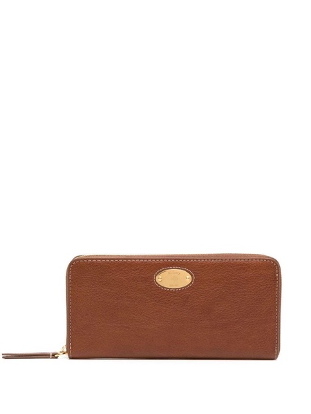 grained-leather logo-plaque purse