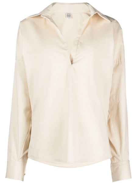 spread-collar blouse