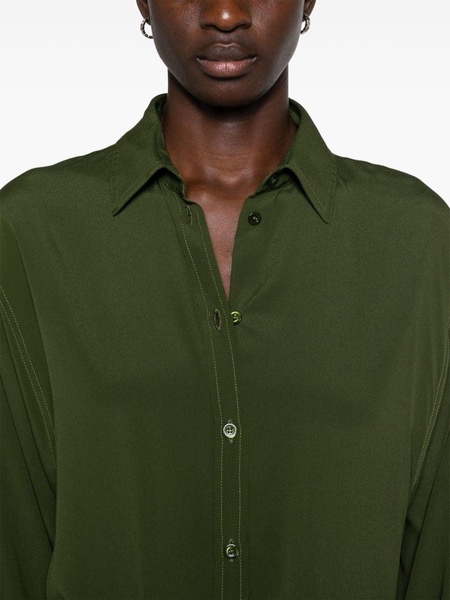 classic-collar crepe shirt