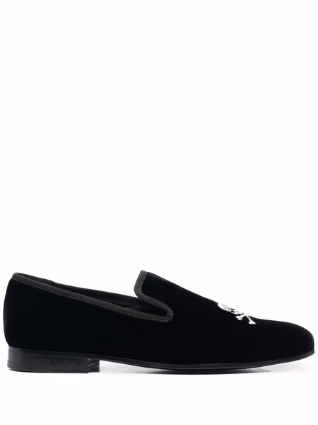 skull embroidery velvet loafers