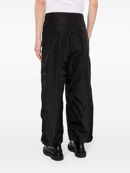 high-waisted cropped trousers 