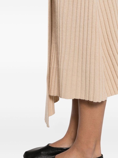 chunky-ribbed asymmetric skirt