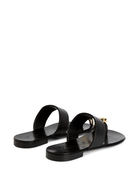 Norbert flat sandals