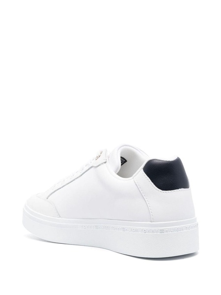 logo-patch low-top sneakers 