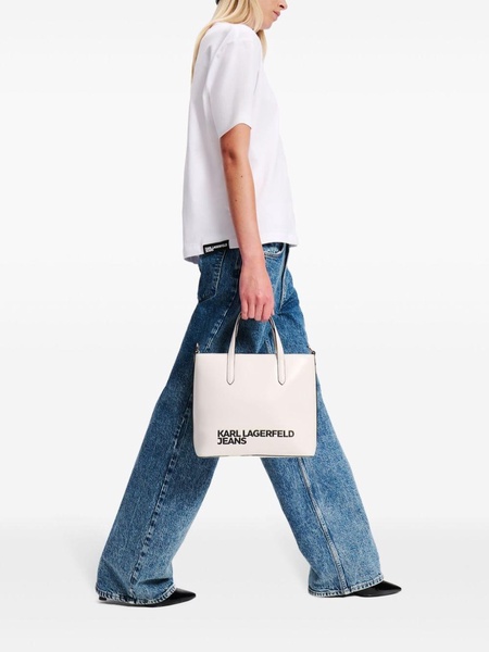 mid-rise baggy jeans