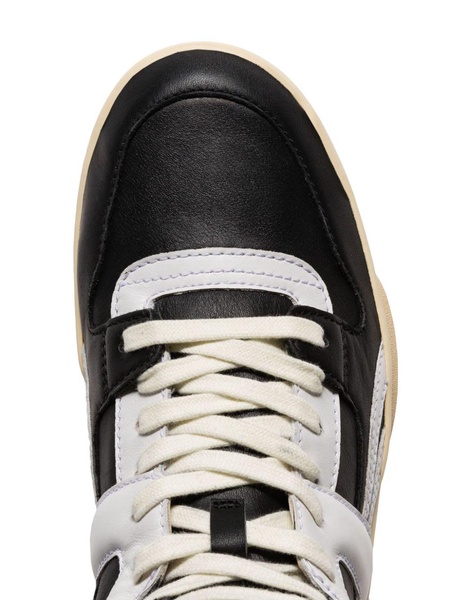 logo-patch leather sneakers 