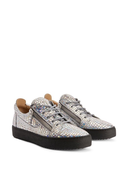 Frankie Kaleido low-top sneakers 