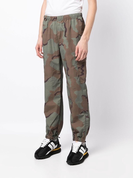 camouflage-print jogger pants 