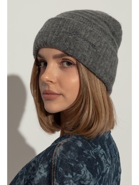 logo-embroidered knitted beanie