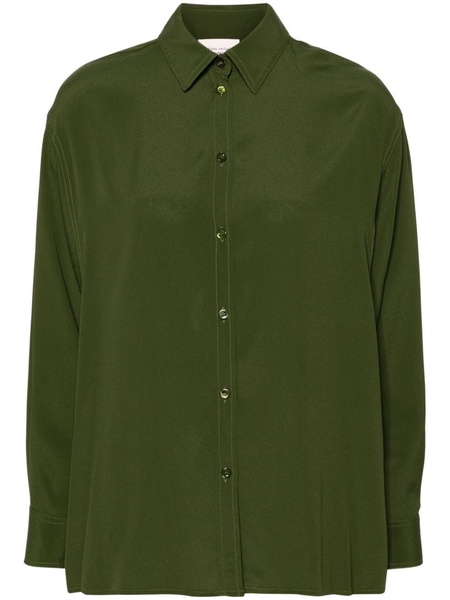 classic-collar crepe shirt