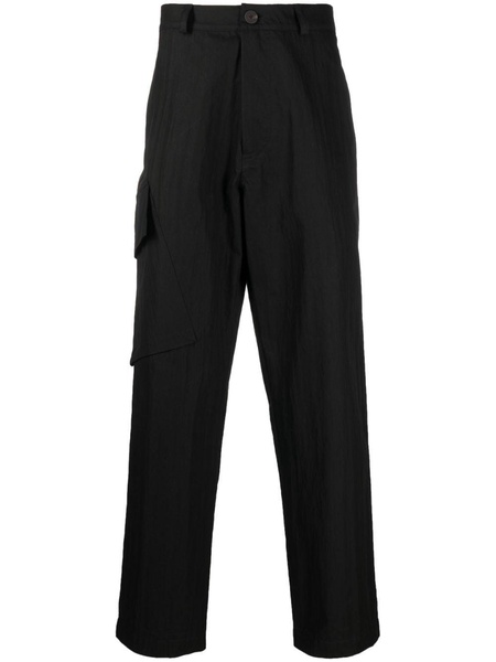 straight-leg cargo trousers