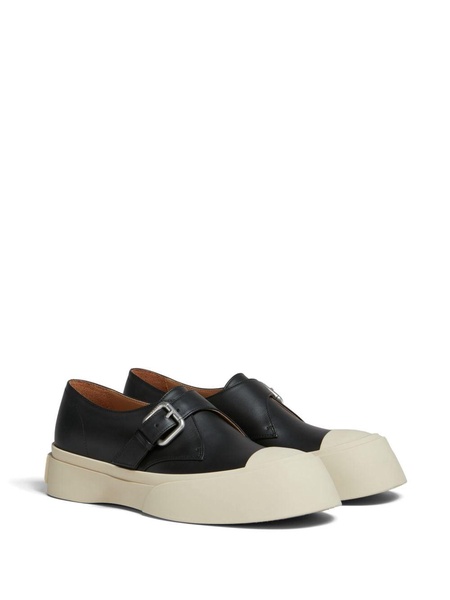 Dada contrasting-toecap sneakers  