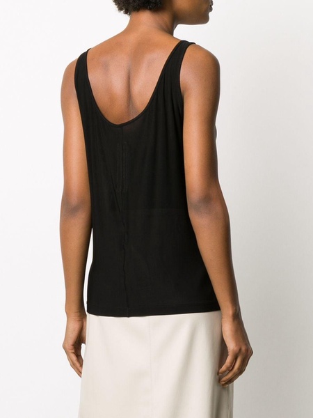 scoop neck tank top