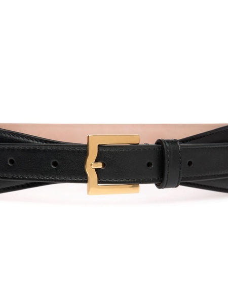 buckle leather belt