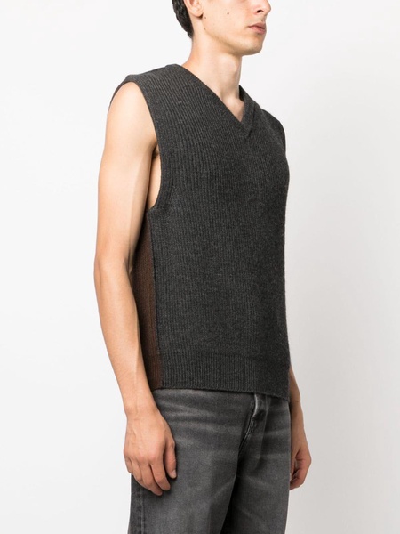 two-tone ribbed-knit vest