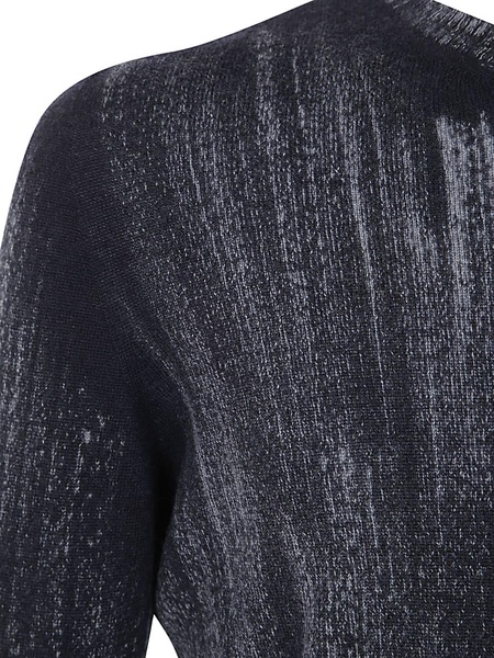 Tonal Effect Round Neck Reversible Pullover