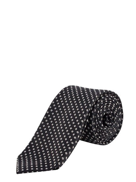 Tie