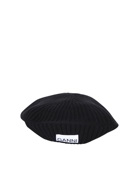 Ganni Ribbed Knit Beret In Black