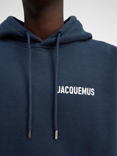 The Jacquemus sweatshirt