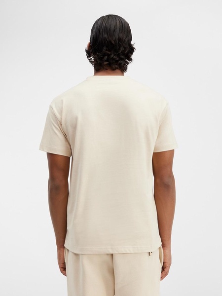 The Jacquemus t-shirt