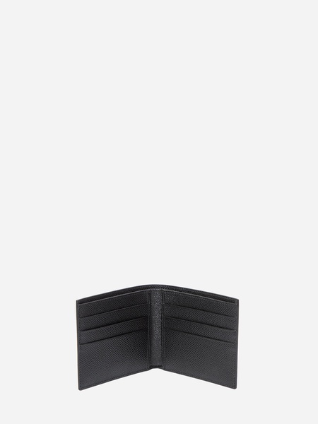 Bi-fold wallet in leather