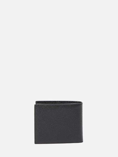 Bi-fold wallet in leather