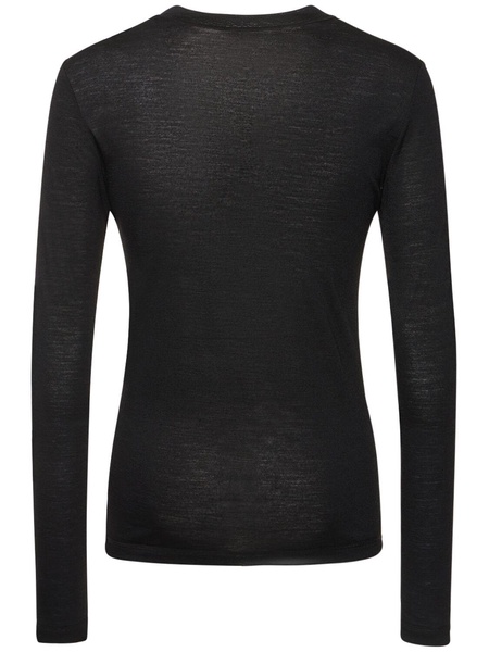 Lightweight long sleeve t-shirt